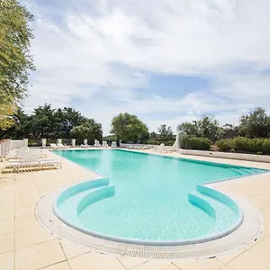 3* Hotel apartamentowy White